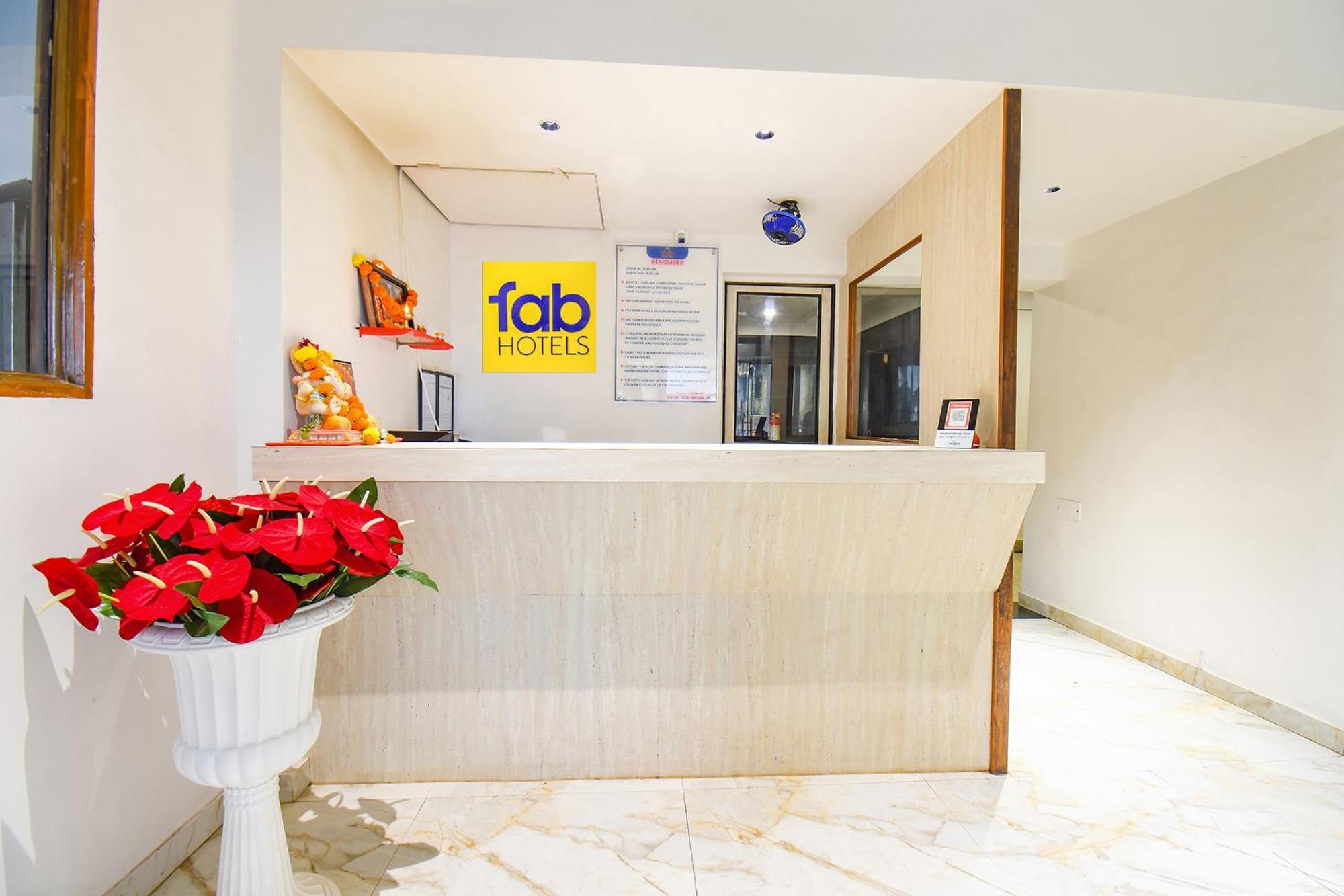 Fabhotel Prime Yash Residency - Nr Lonavala Railway Station Extérieur photo