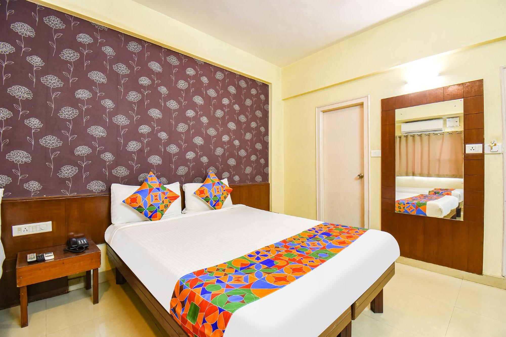 Fabhotel Prime Yash Residency - Nr Lonavala Railway Station Extérieur photo